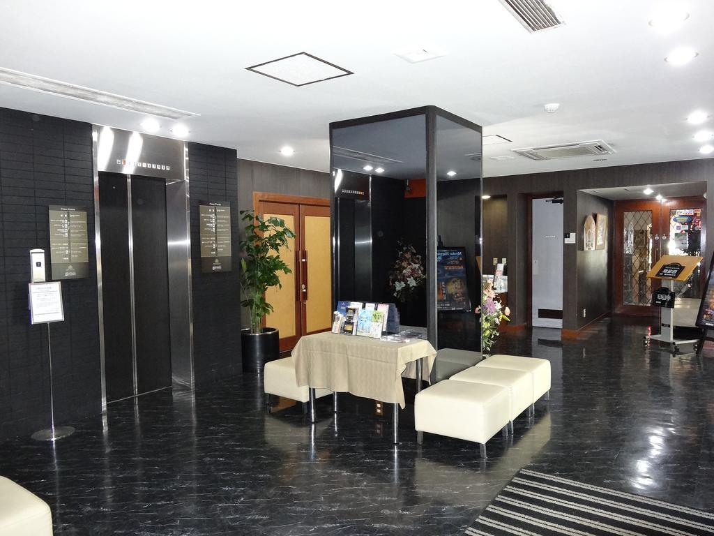 Apa Hotel Hamamatsu Eki Minami Bagian luar foto